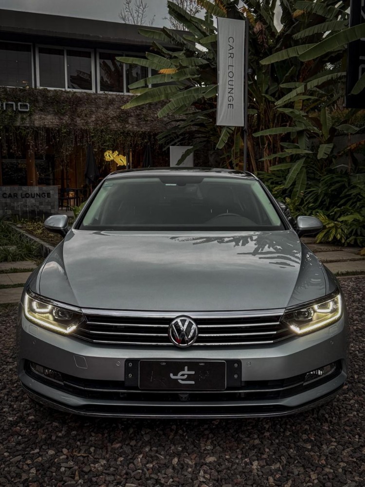 Volkswagen Passat 2.0 TSI — foto 2